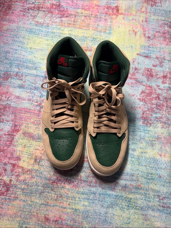 Nike Other - Nike Men’s High-Top Sneakers in Green and Tan